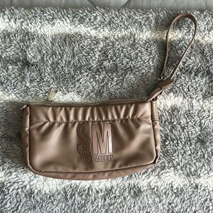 Steve Madden Crossbody/Wrislet
